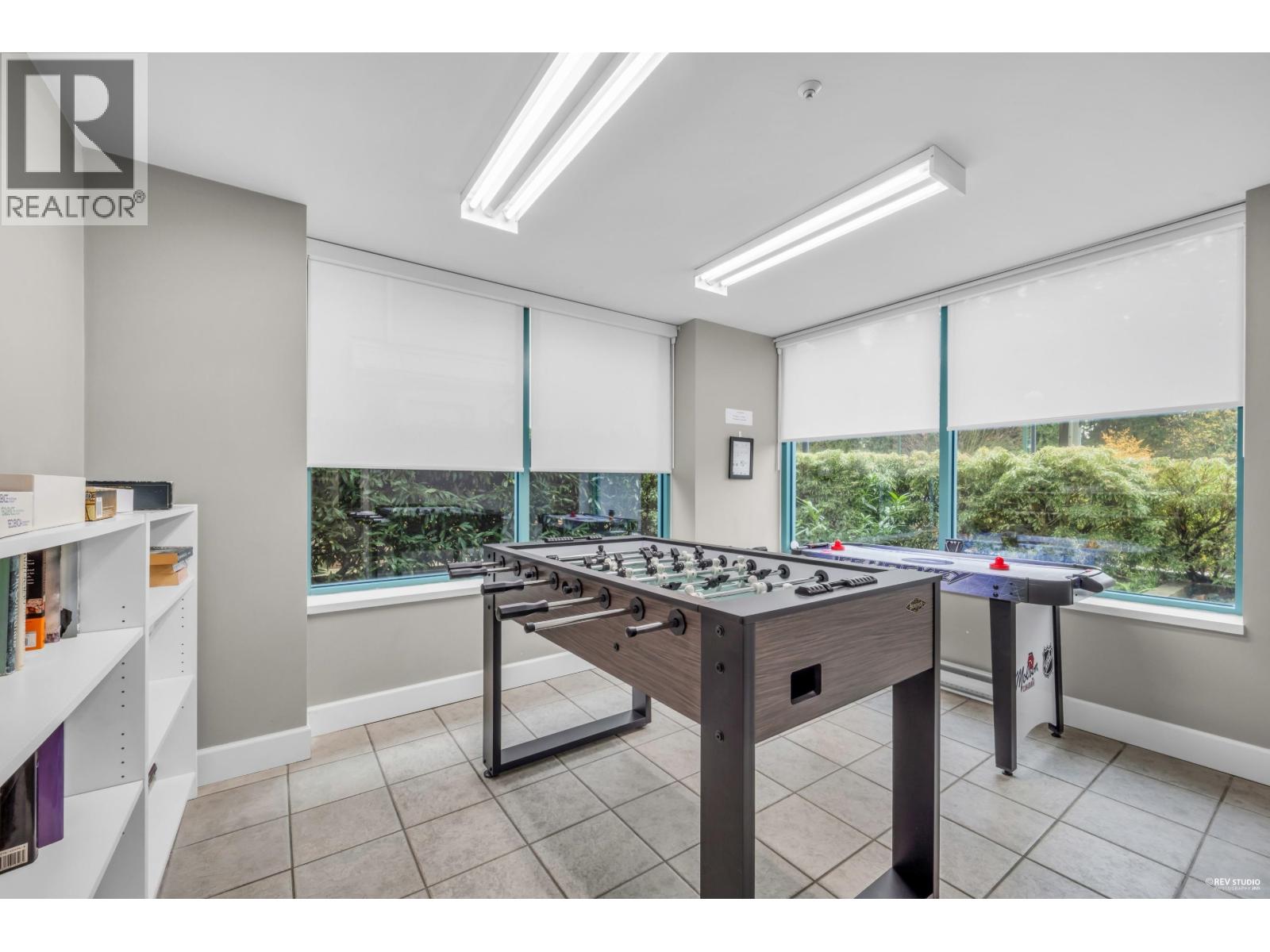 104e 3081 Glen Drive, Coquitlam, British Columbia  V3B 2P8 - Photo 21 - R3066310