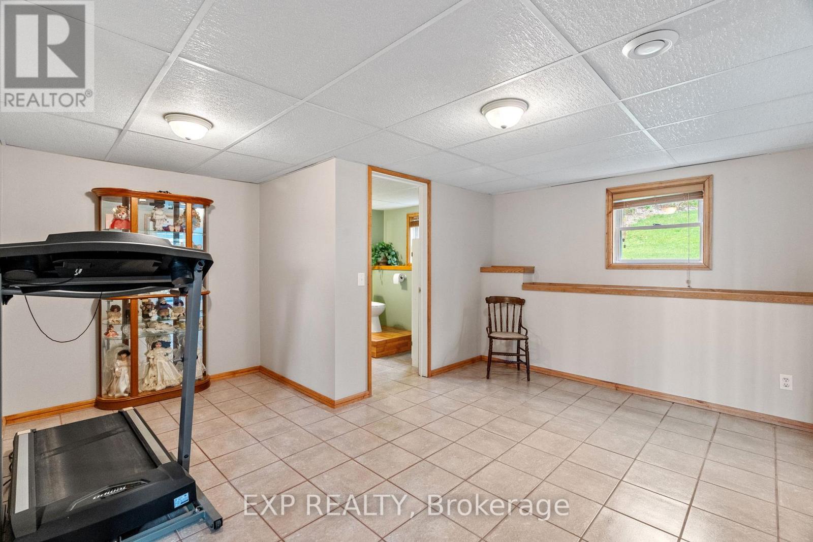 30680 Hungry Hollow Road, North Middlesex, Ontario  N0M 1B0 - Photo 23 - X12531410