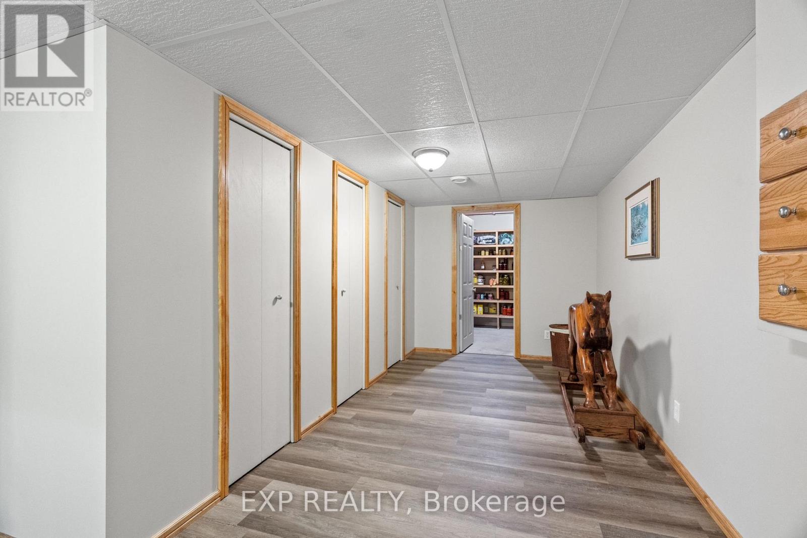 30680 Hungry Hollow Road, North Middlesex, Ontario  N0M 1B0 - Photo 28 - X12531410