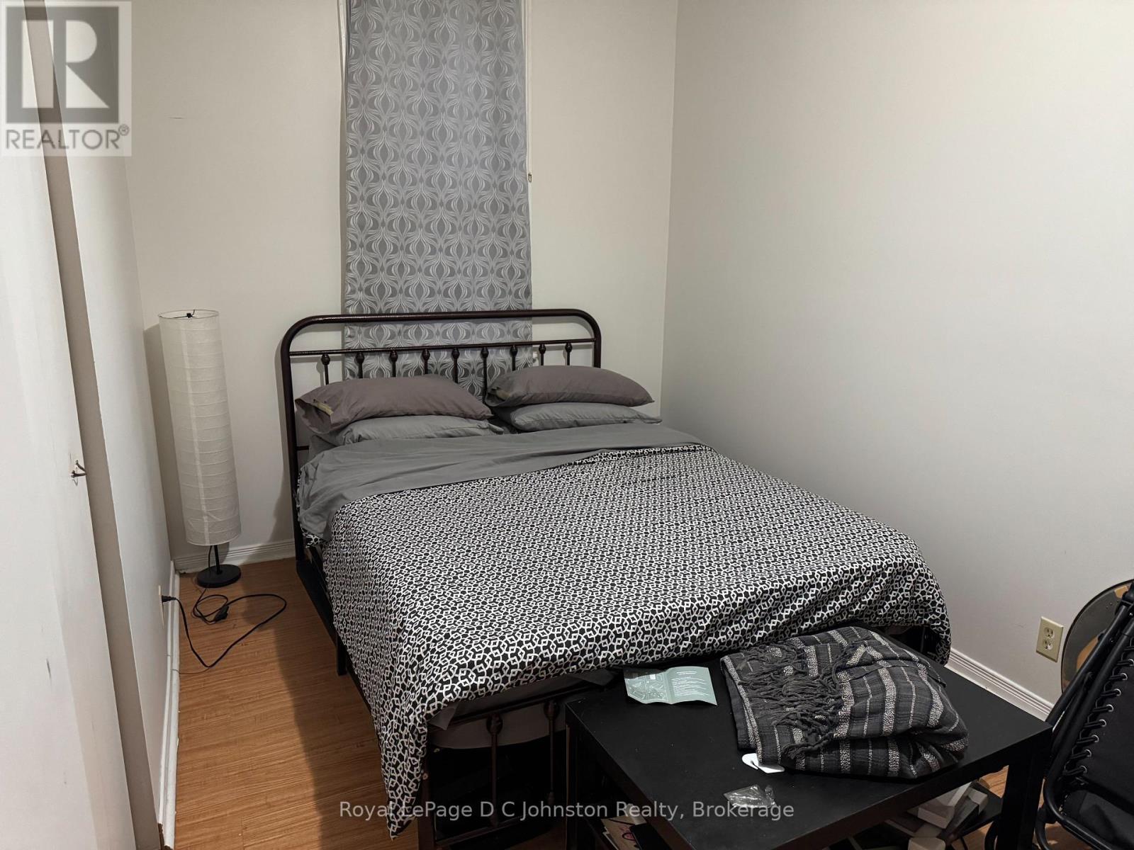 136 High Street, Saugeen Shores, Ontario  N0H 2L0 - Photo 14 - X12524338