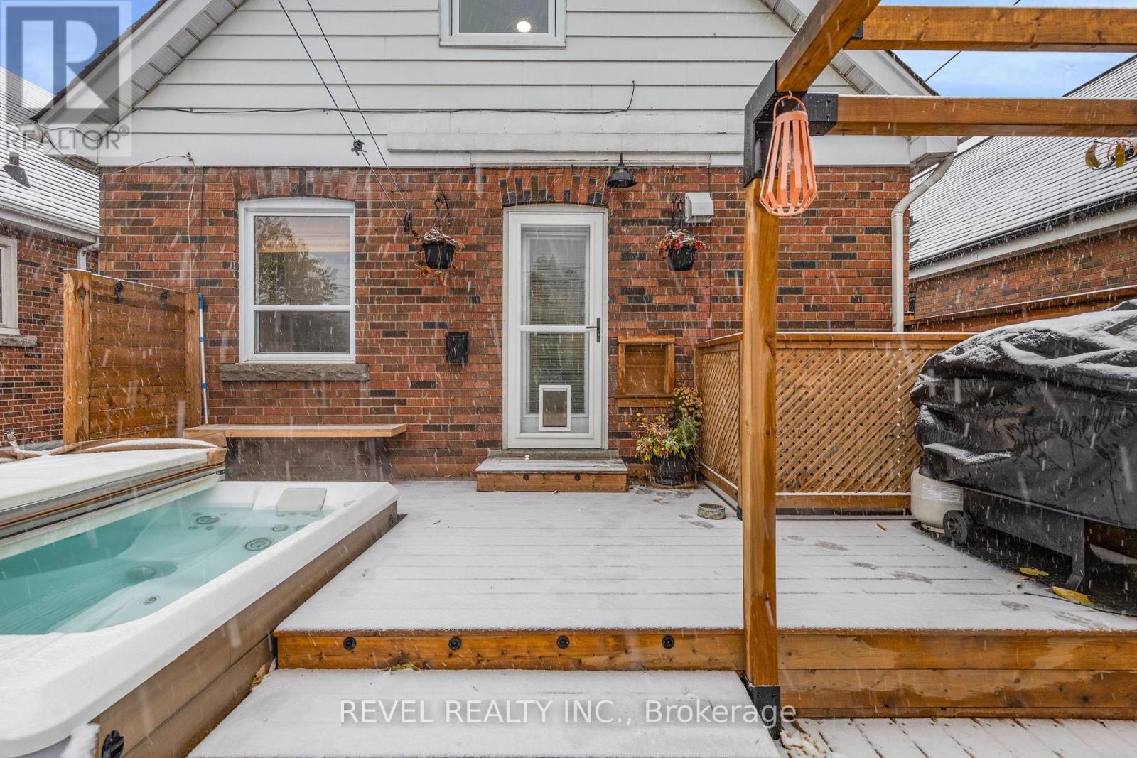 175 Wexford Avenue S, Hamilton, Ontario  L8K 2P1 - Photo 32 - X12531398