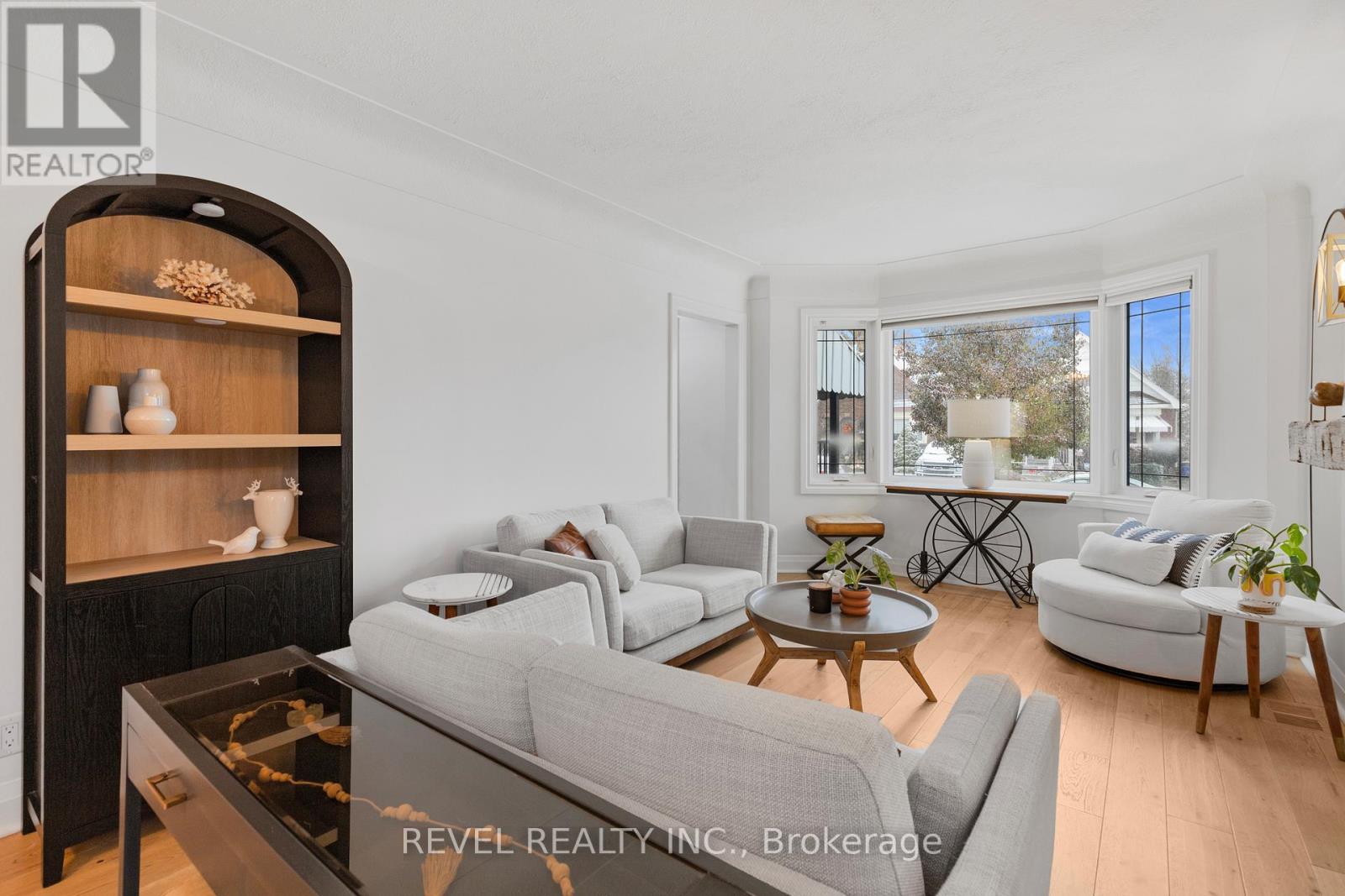 175 Wexford Avenue S, Hamilton, Ontario  L8K 2P1 - Photo 5 - X12531398