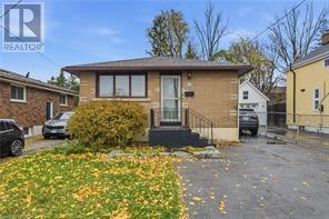 392 WELLINGTON STREET, Brantford, Ontario