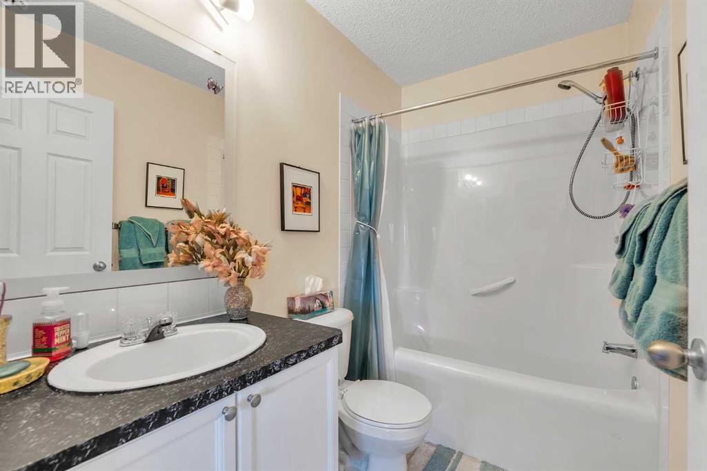 109 Citadel Estates Manor Nw, Calgary, Alberta  T3G 5M7 - Photo 22 - A2264505