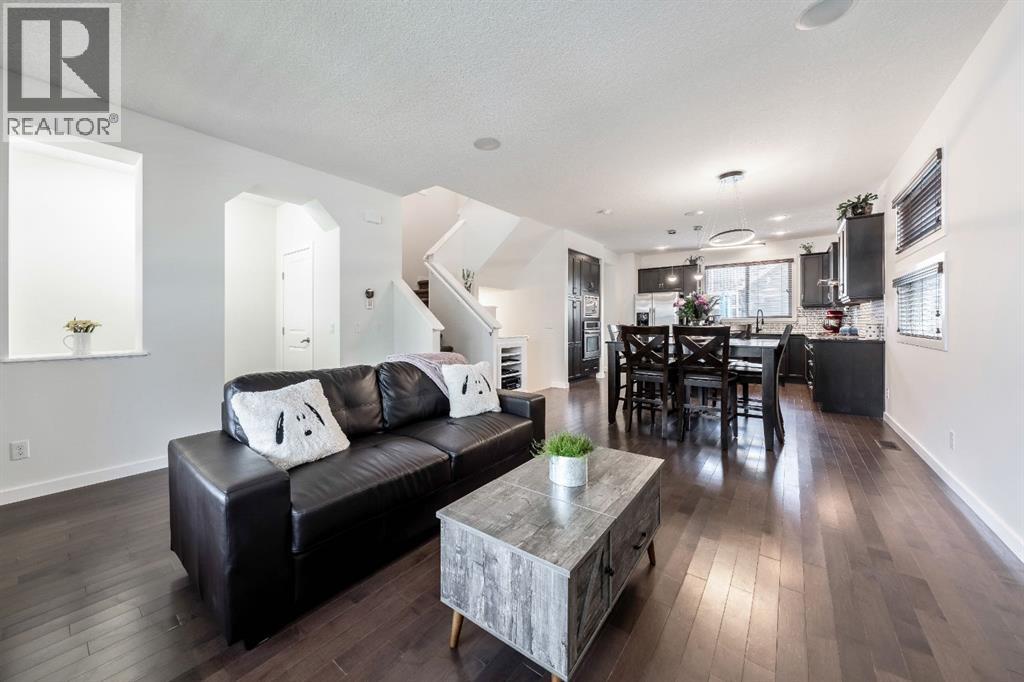 773 River Heights Crescent, Cochrane, Alberta  T4C 0S2 - Photo 6 - A2264865