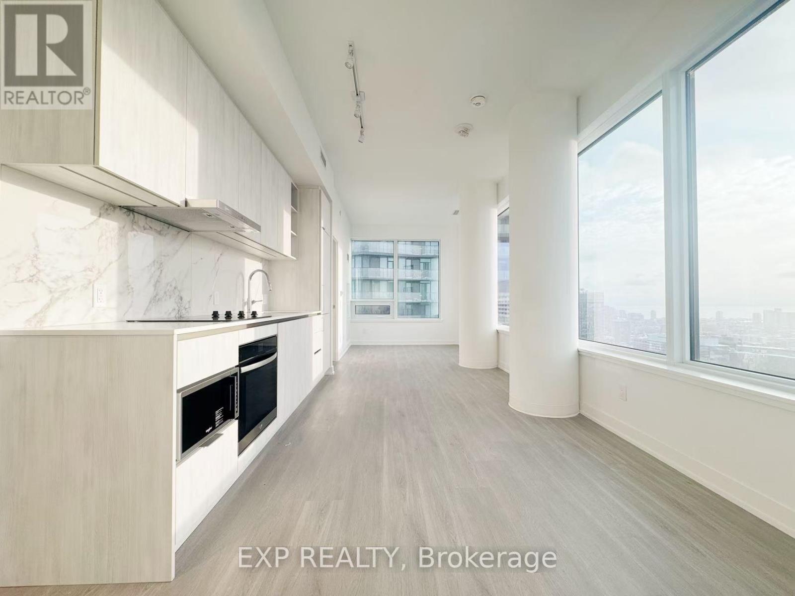 5811 - 8 Wellesley Street W, Toronto, Ontario  M4Y 0J5 - Photo 7 - C12531418