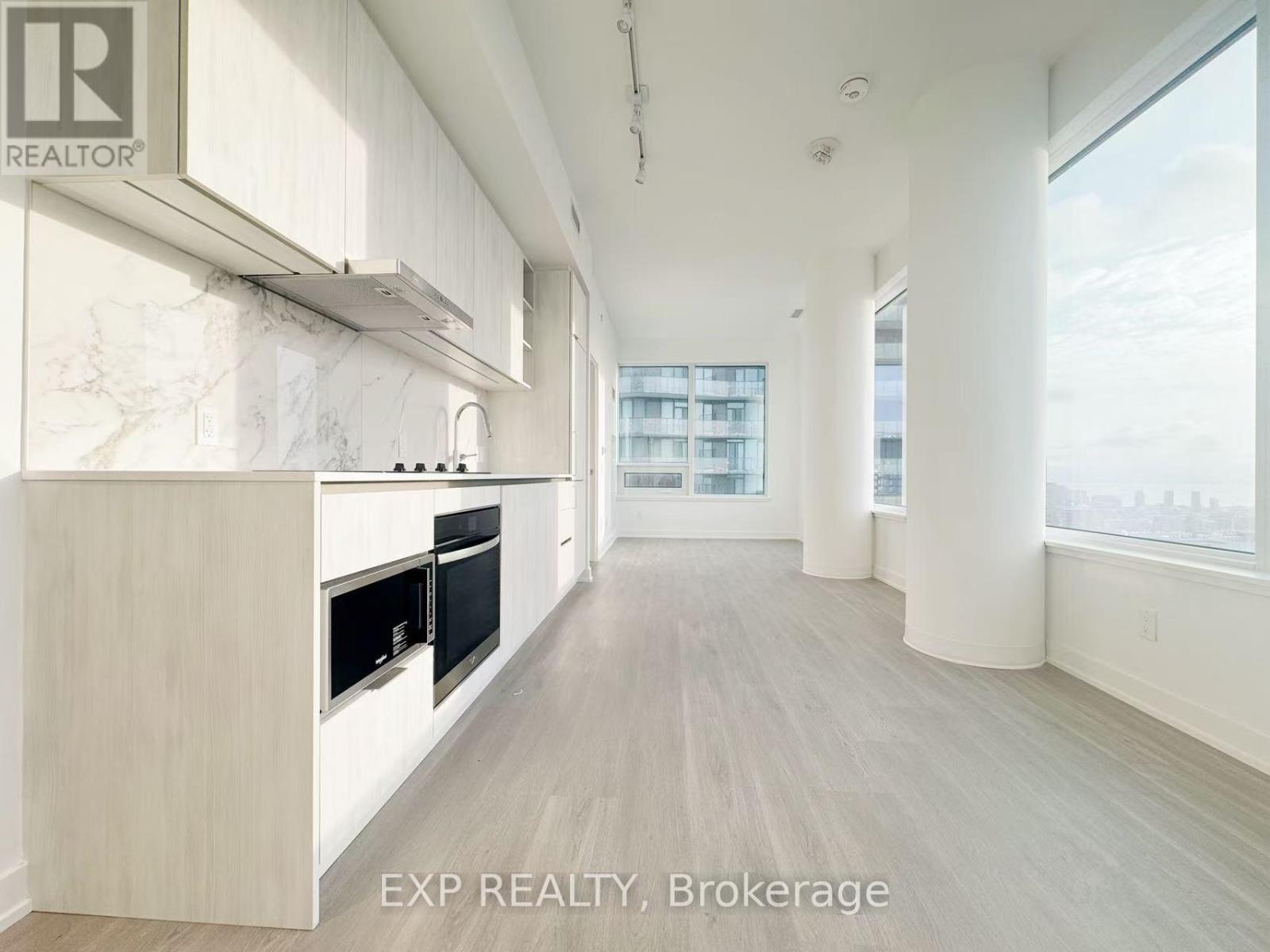 5811 - 8 Wellesley Street W, Toronto, Ontario  M4Y 0J5 - Photo 9 - C12531418