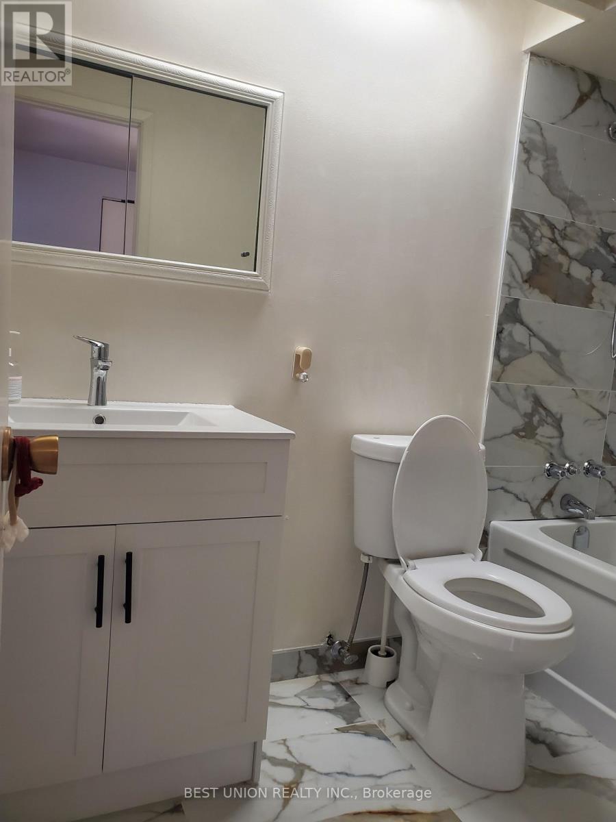 12 - 200 Bridletowne Circle, Toronto, Ontario  M1W 2G8 - Photo 18 - E12531424