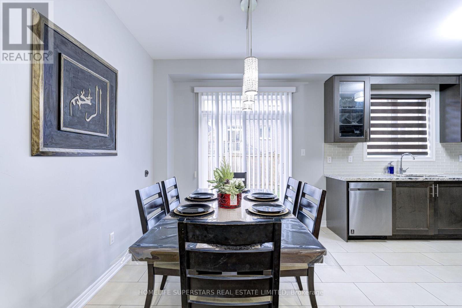 5606 Ethan Drive, Mississauga, Ontario  L5M 0N2 - Photo 10 - W12531428