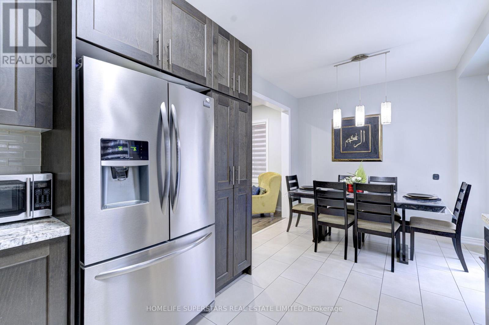 5606 Ethan Drive, Mississauga, Ontario  L5M 0N2 - Photo 16 - W12531428