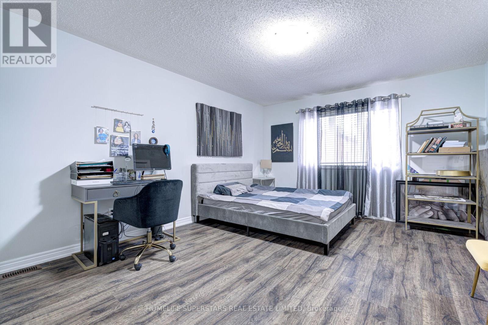 5606 Ethan Drive, Mississauga, Ontario  L5M 0N2 - Photo 22 - W12531428