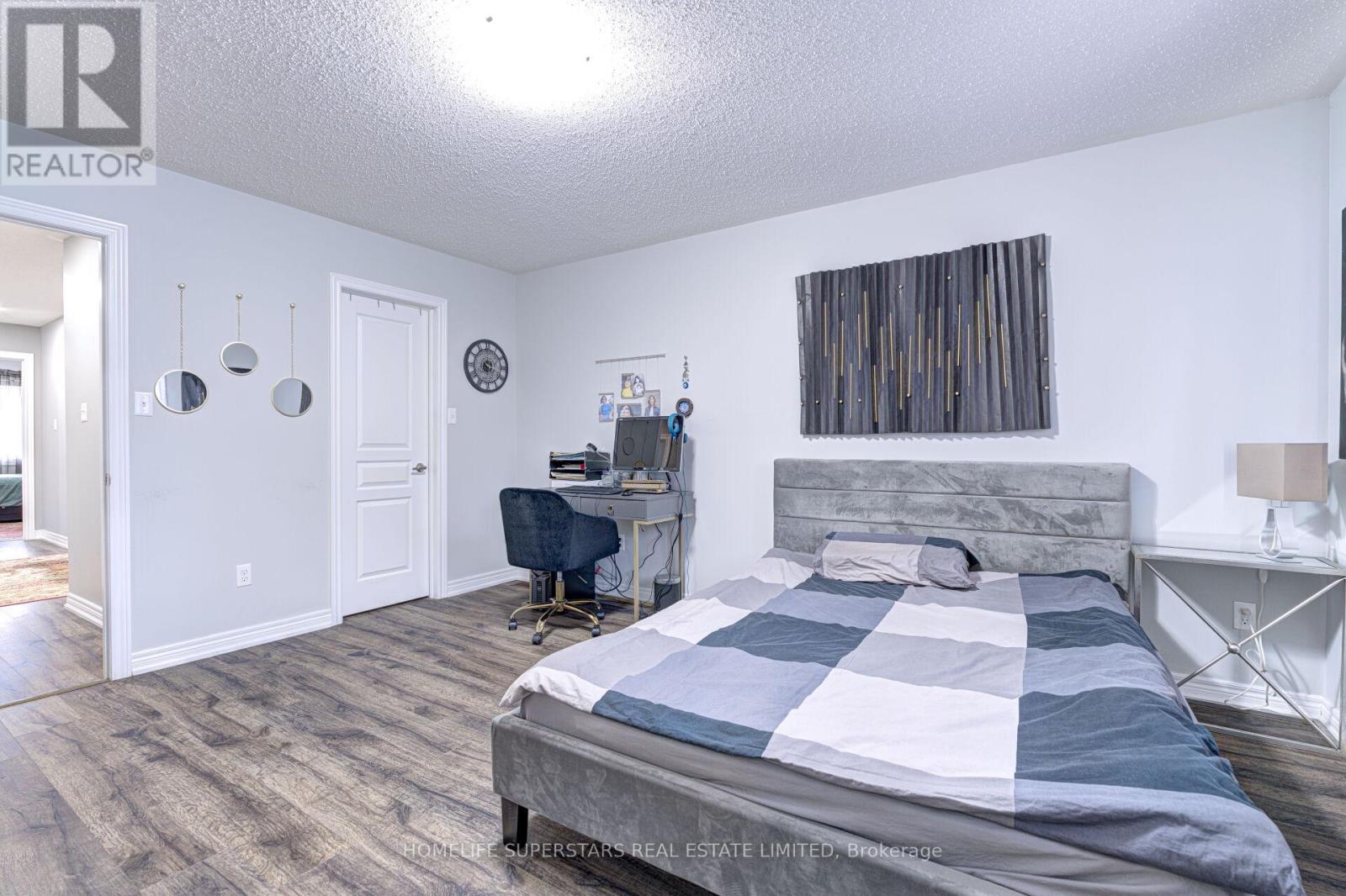 5606 Ethan Drive, Mississauga, Ontario  L5M 0N2 - Photo 24 - W12531428