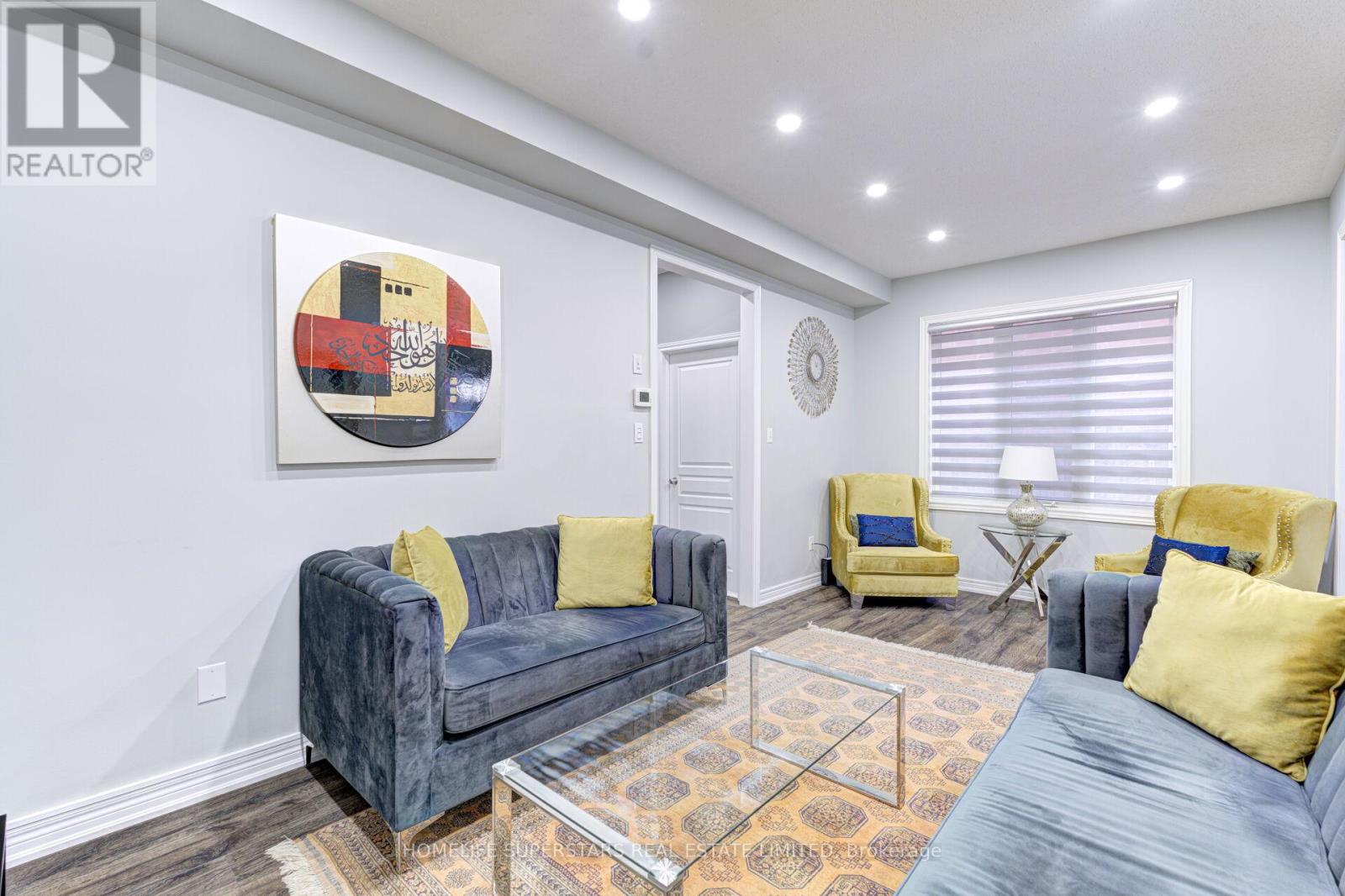 5606 Ethan Drive, Mississauga, Ontario  L5M 0N2 - Photo 5 - W12531428