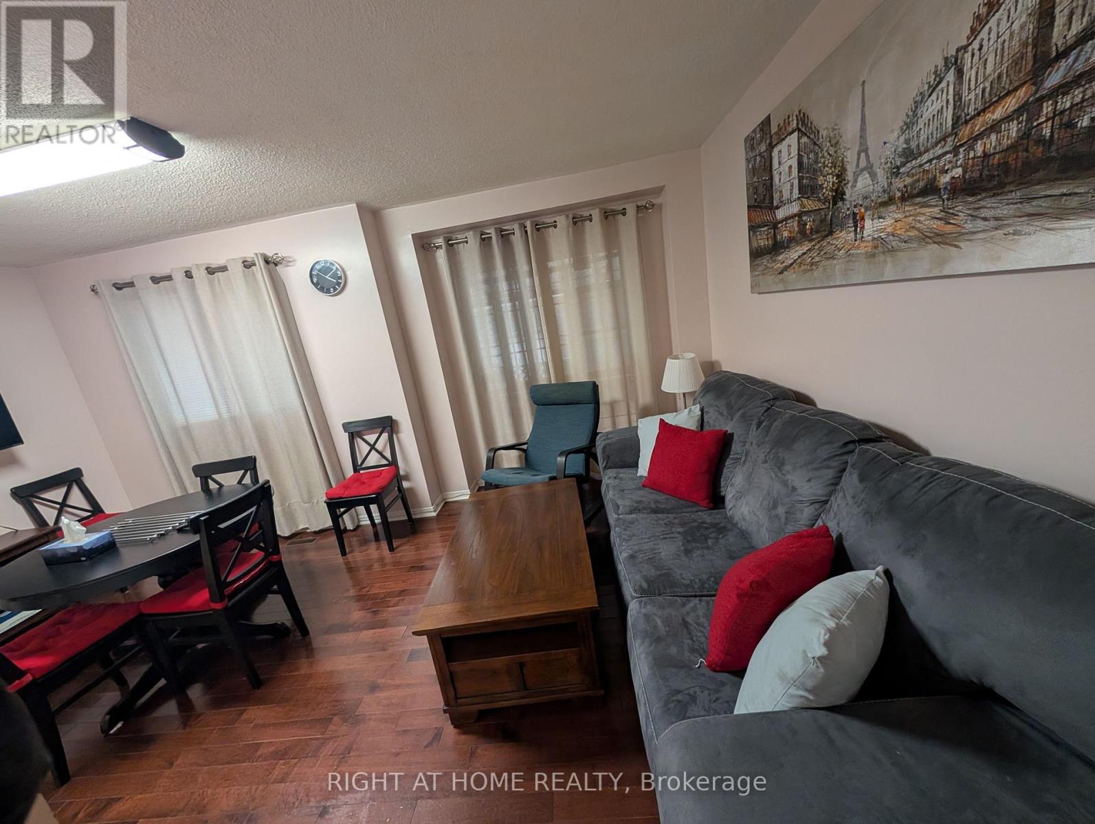 #upper - 3843 Densbury Drive, Mississauga, Ontario  L5N 6Z3 - Photo 9 - W12531444