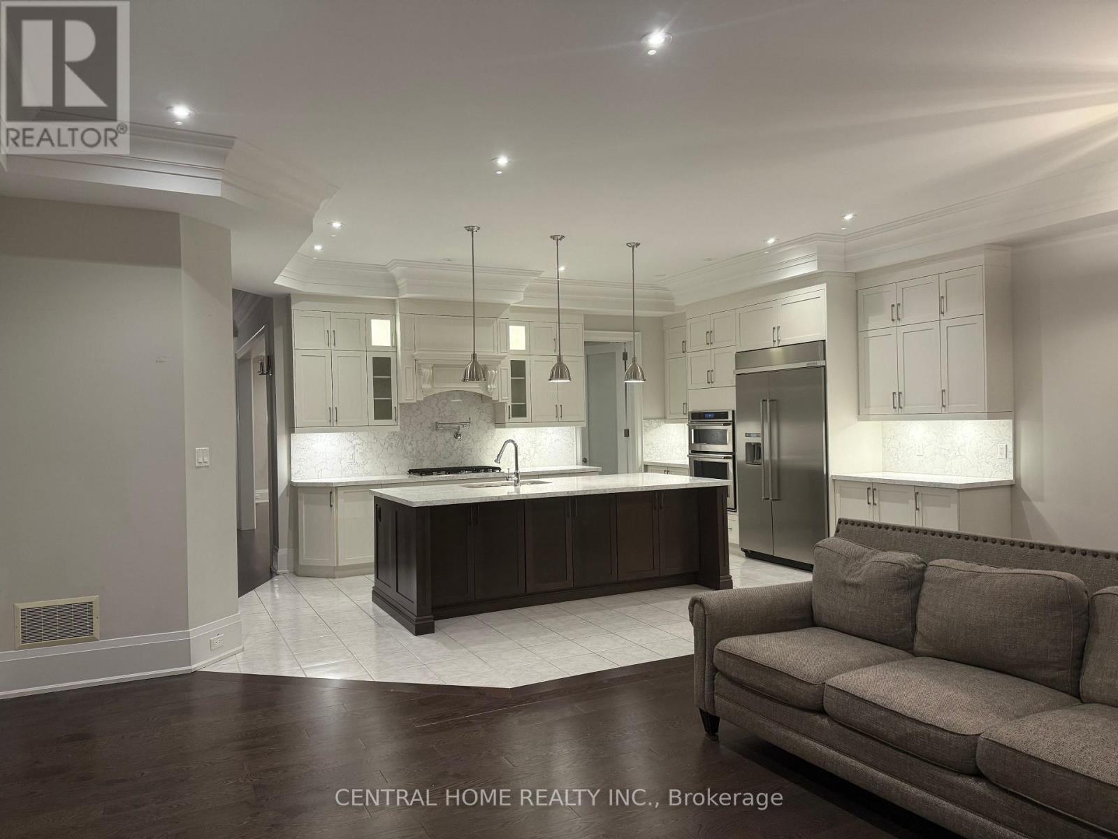 161 Florence Avenue, Toronto, Ontario  M2N 1H8 - Photo 3 - C12326411