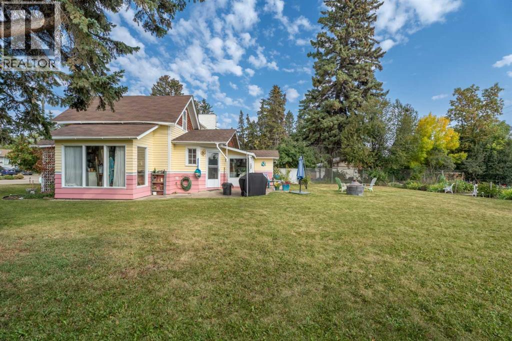 4517 & 4513 46 Street, Sylvan Lake, Alberta  T4S 1L2 - Photo 7 - A2259470