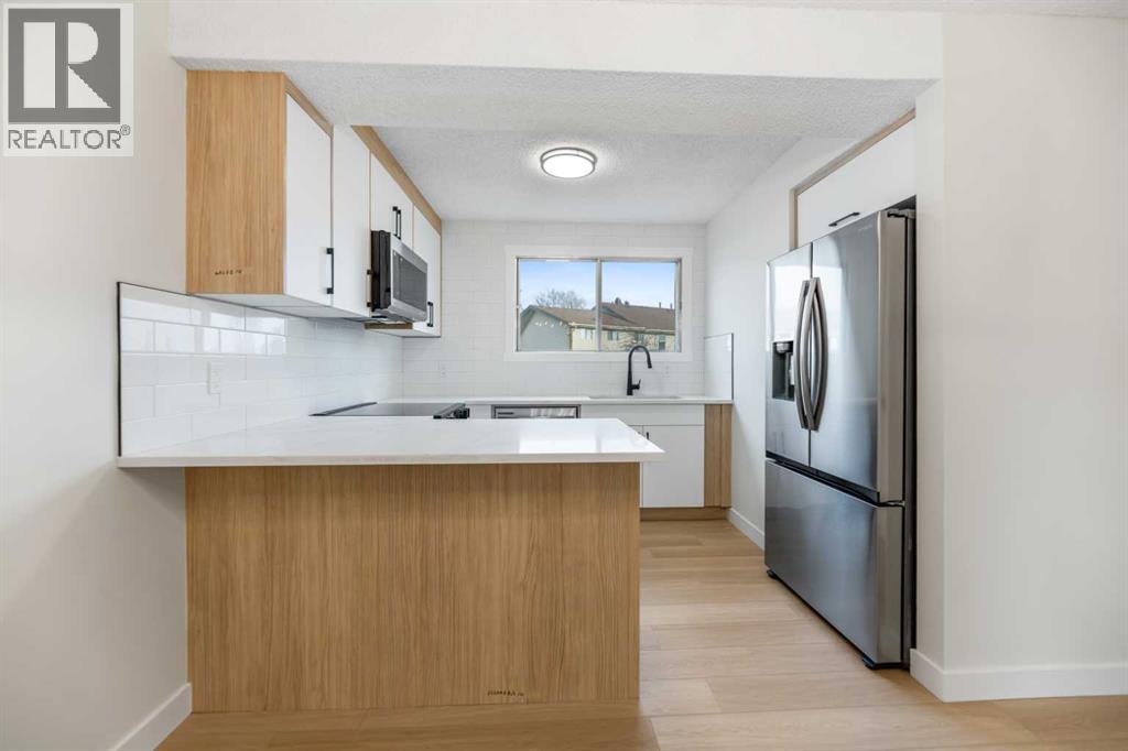 14 Woodhill Road Sw, Calgary, Alberta  T2W 3P2 - Photo 12 - A2269834