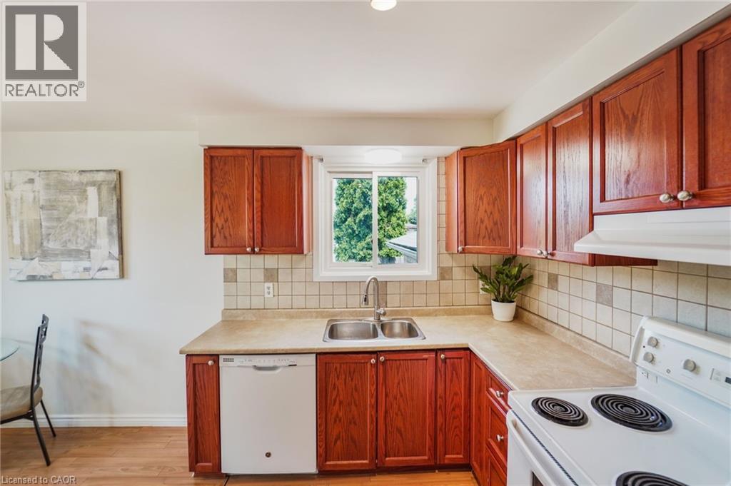 50 Odessa Street, Hamilton, Ontario  L8J 1A4 - Photo 11 - 40775285