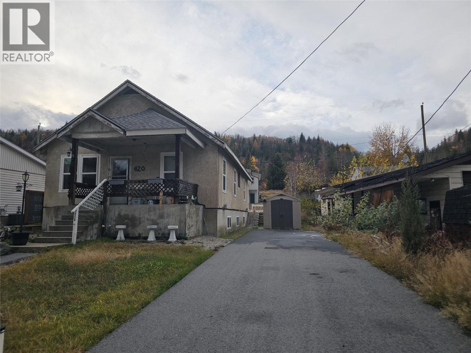 420 3rd Avenue, Rivervale, British Columbia  V1R 4V4 - Photo 1 - 10368805