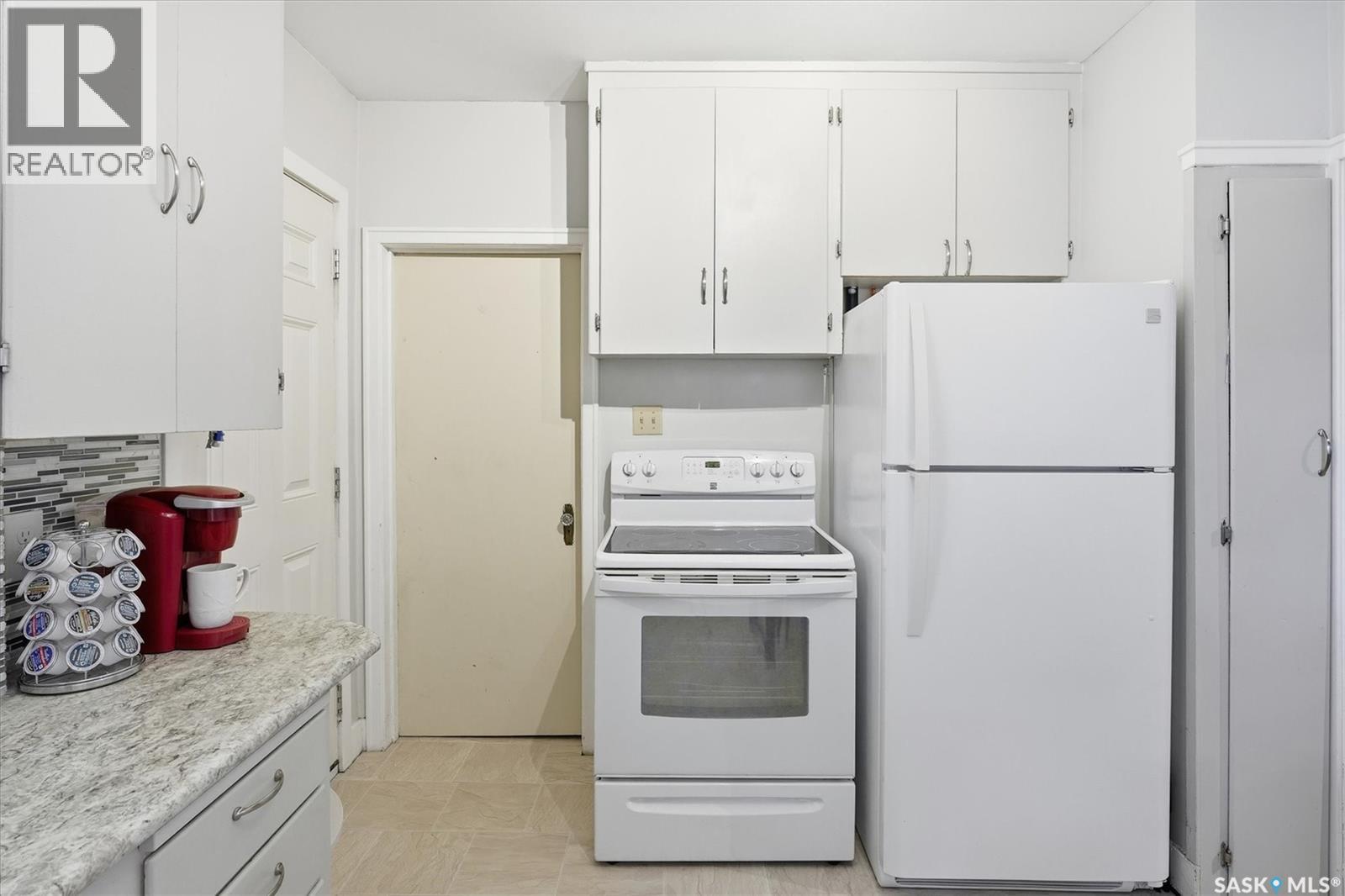 1413 Alexandra Avenue, Saskatoon, Saskatchewan  S7K 3B8 - Photo 12 - SK023730