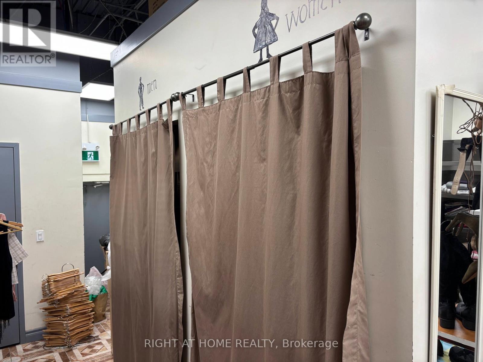 2604 Eglinton Avenue E, Toronto, Ontario  M1K 2R9 - Photo 17 - E12531476