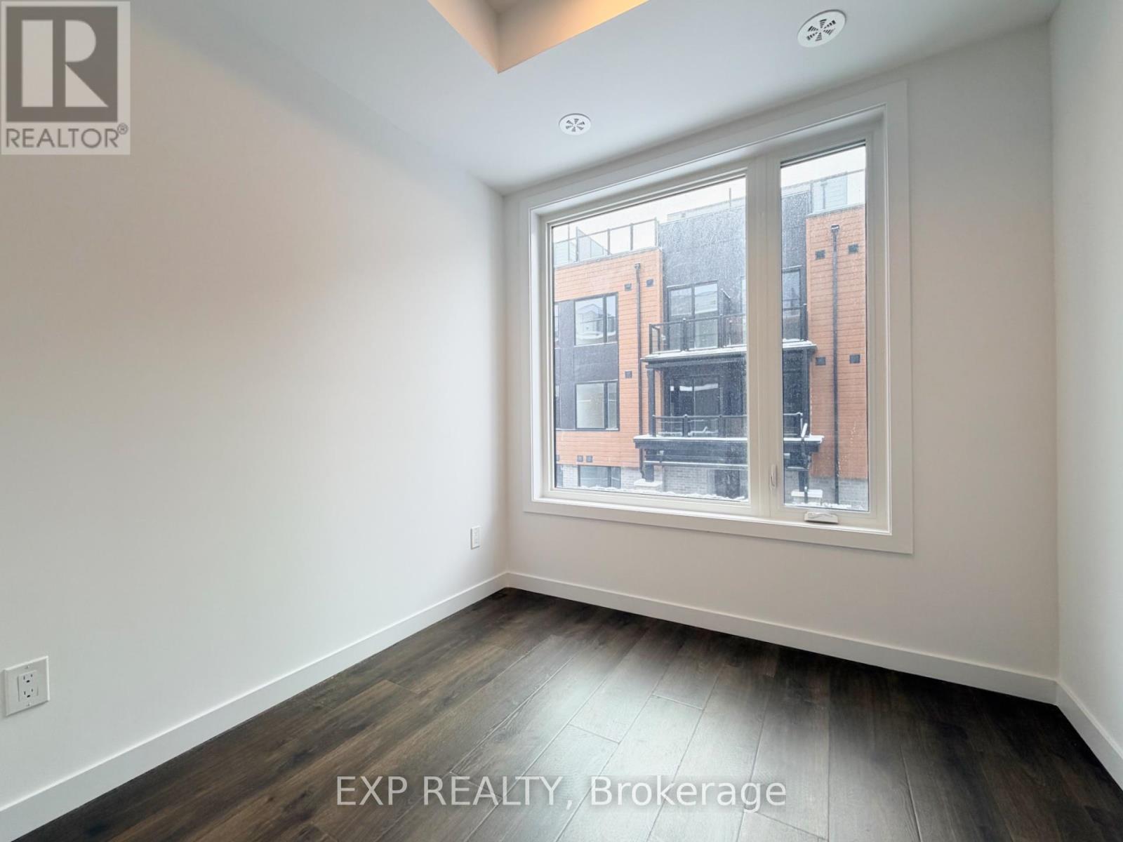 30 - 113 Marydale Avenue, Markham, Ontario  L3S 0E3 - Photo 6 - N12531458