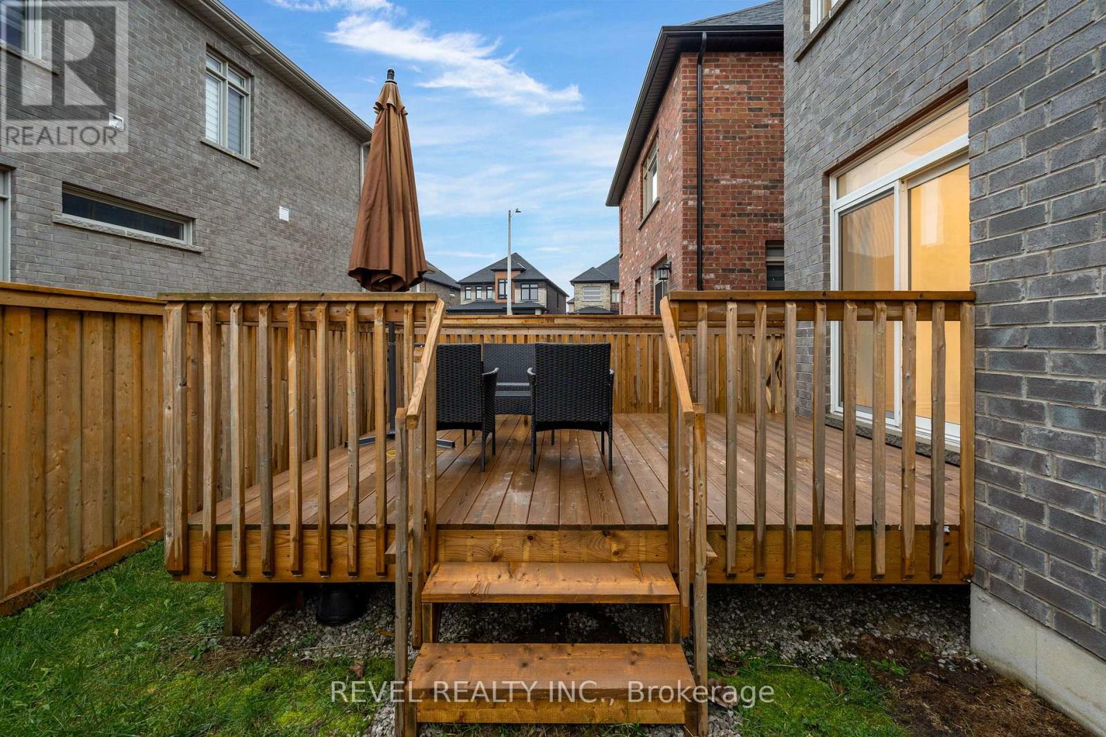 20 Paddington Grove E, Barrie, Ontario  L9J 0J3 - Photo 37 - S12531478