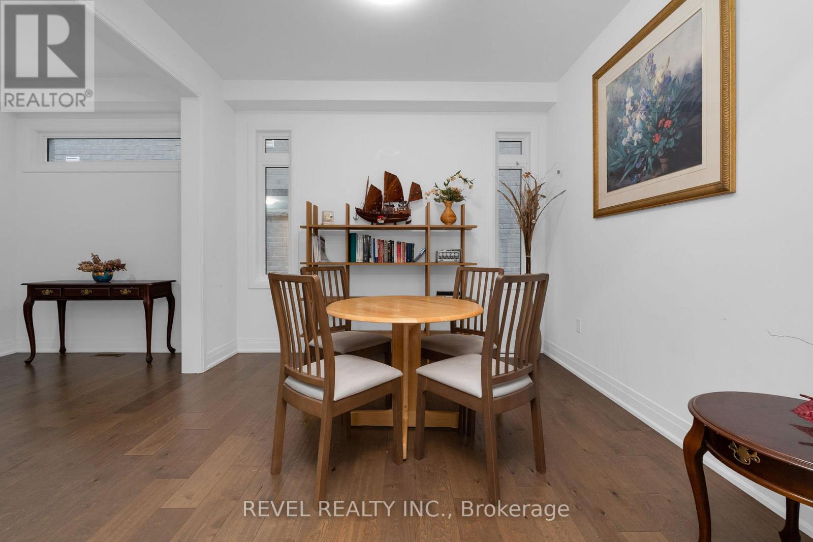 20 Paddington Grove E, Barrie, Ontario  L9J 0J3 - Photo 8 - S12531478