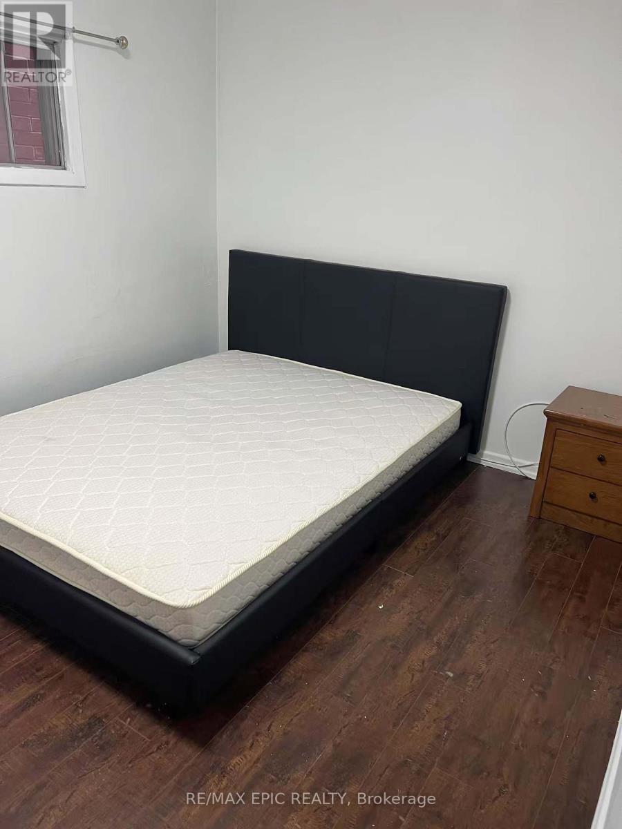 137 Markham Street, Toronto, Ontario  M6J 2G4 - Photo 5 - C12531520