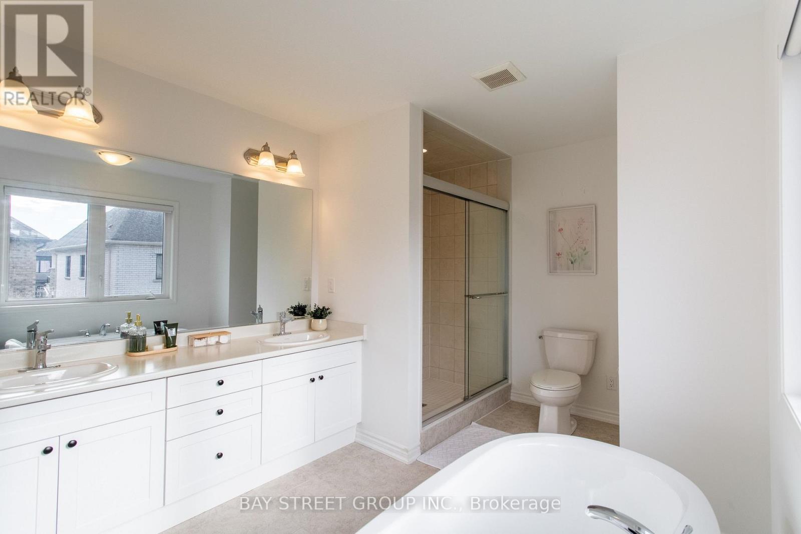 1409 Mockingbird Square, Pickering, Ontario  L1X 0N8 - Photo 18 - E12531524