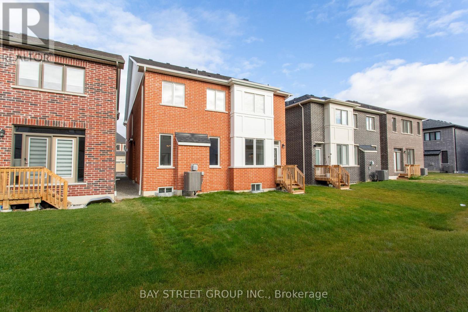 1409 Mockingbird Square, Pickering, Ontario  L1X 0N8 - Photo 30 - E12531524