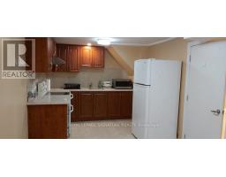 60 HAZELMERE DRIVE, Richmond Hill, Ontario