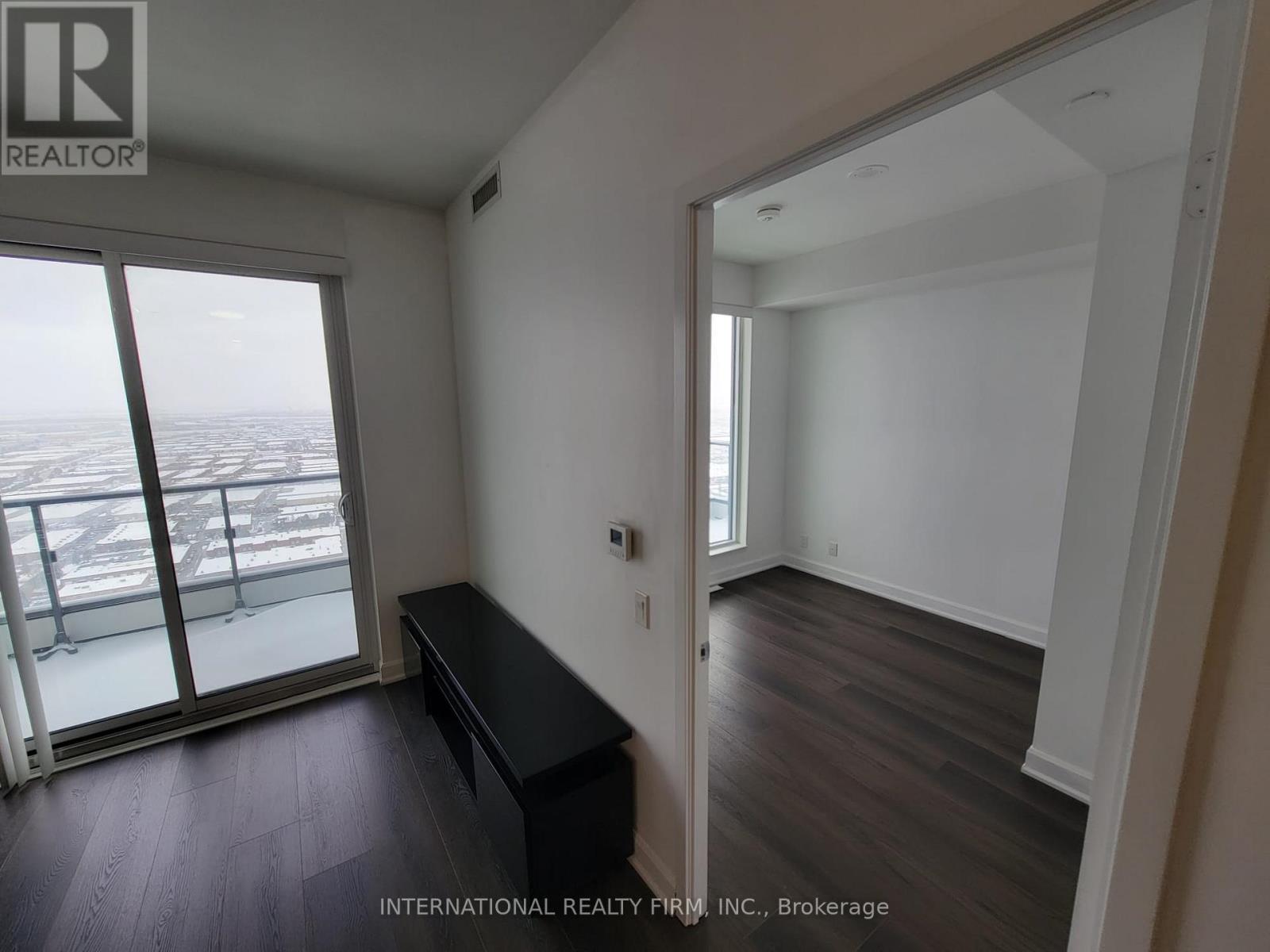 4801 - 950 Portage Parkway, Vaughan, Ontario  L4K 0J7 - Photo 9 - N12531502