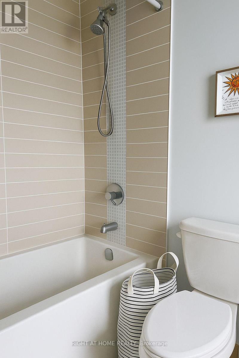 Ph04 - 65 Oneida Crescent, Richmond Hill, Ontario  L4B 0G9 - Photo 7 - N12531516