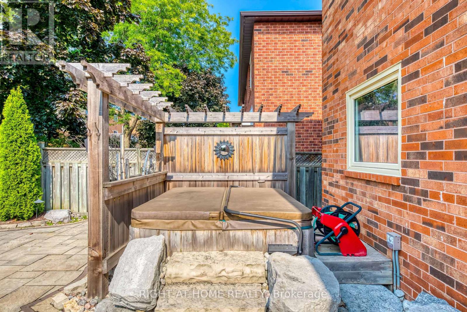 1311 Playter Place, Oakville, Ontario  L6M 2V1 - Photo 42 - W12531480