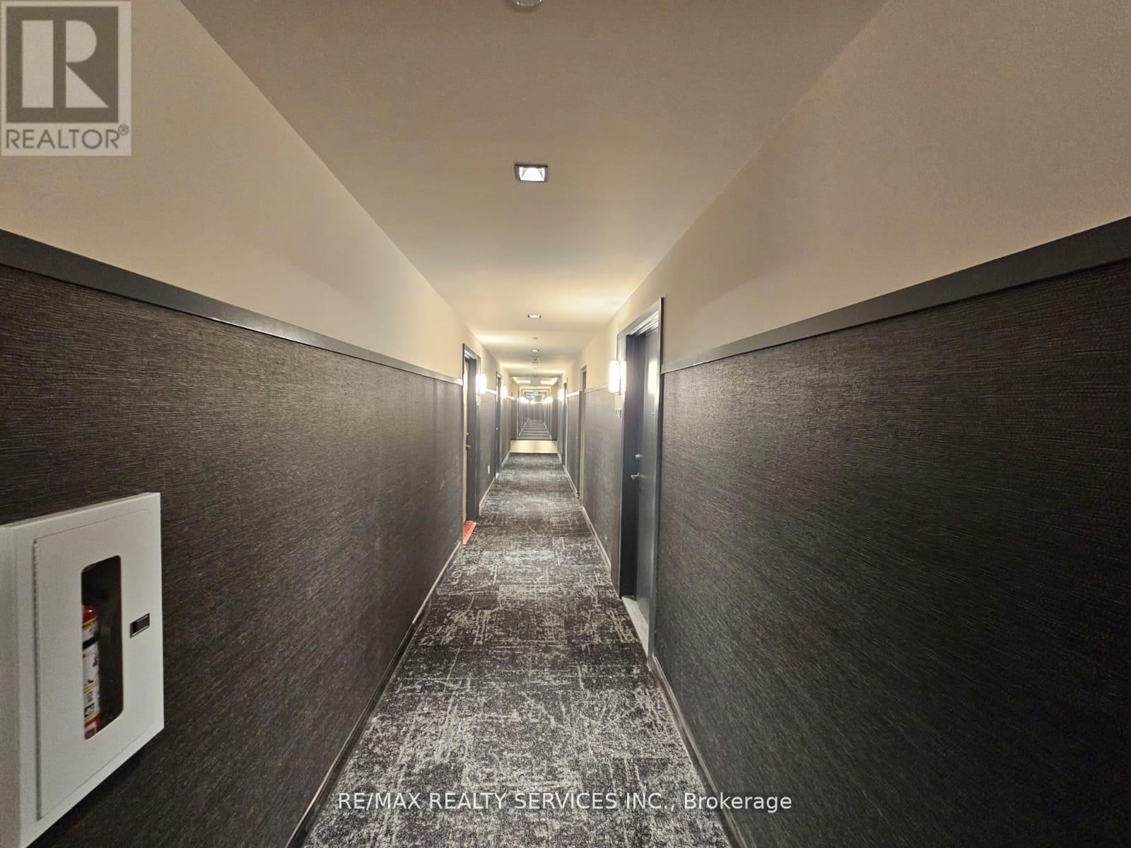 1305 - 2485 Eglinton Avenue W, Mississauga, Ontario  L5M 2T1 - Photo 10 - W12531500