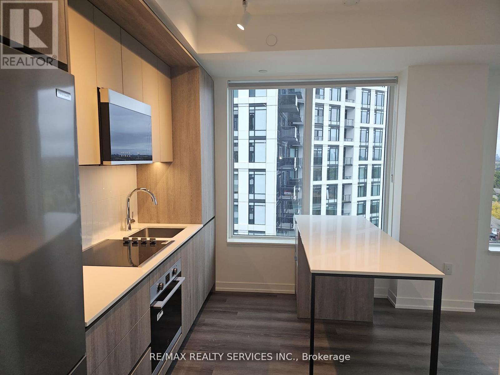 1305 - 2485 Eglinton Avenue W, Mississauga, Ontario  L5M 2T1 - Photo 18 - W12531500