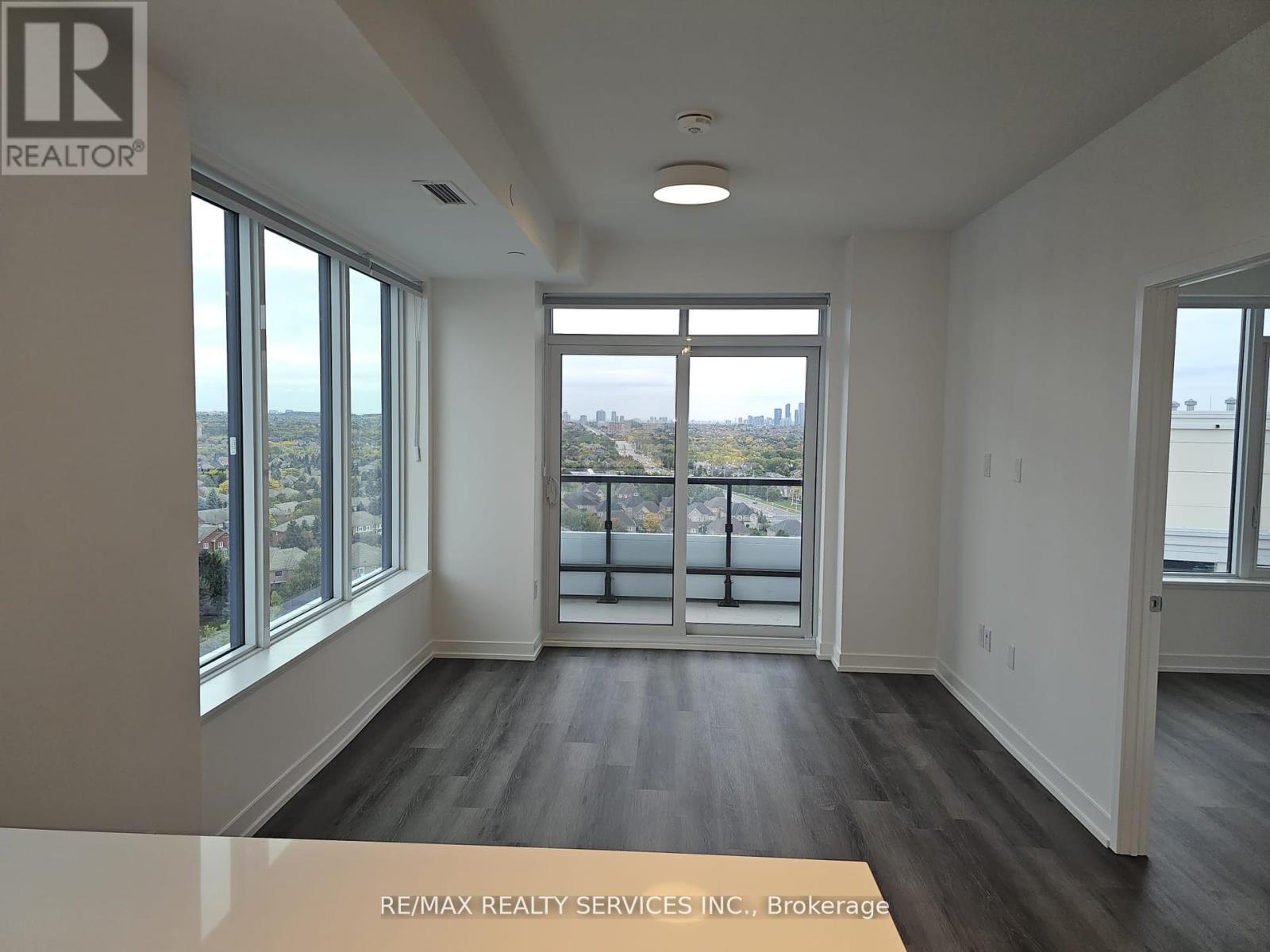 1305 - 2485 Eglinton Avenue W, Mississauga, Ontario  L5M 2T1 - Photo 22 - W12531500