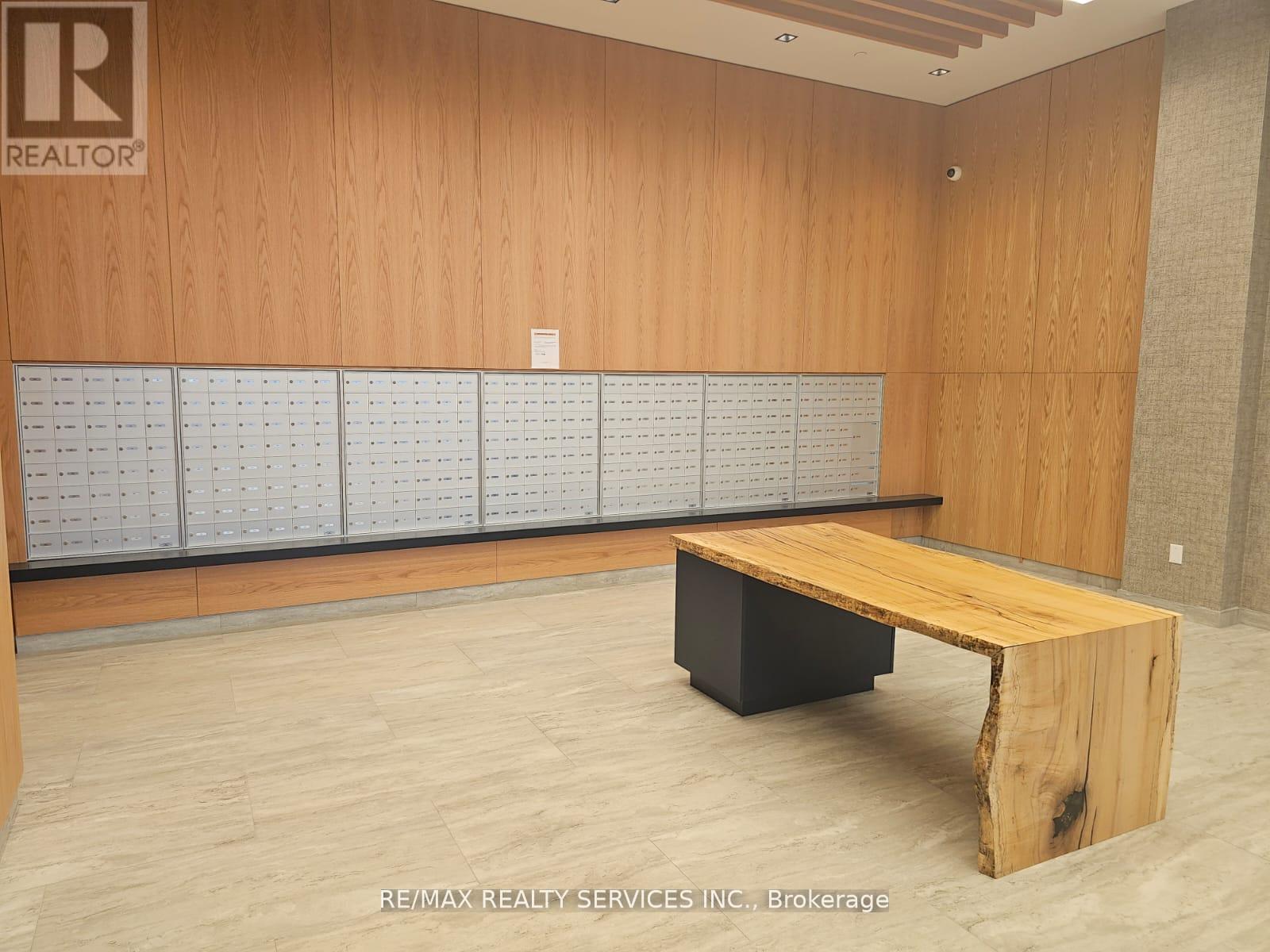 1305 - 2485 Eglinton Avenue W, Mississauga, Ontario  L5M 2T1 - Photo 8 - W12531500