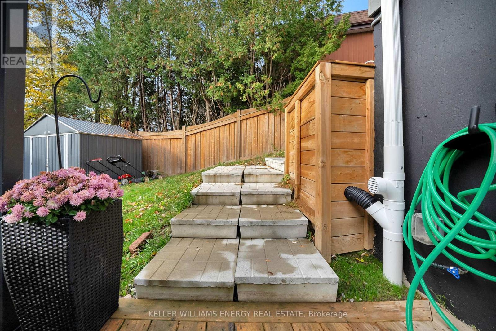 Lower - 458 Crestwood Drive, Oshawa, Ontario  L1G 2R5 - Photo 4 - E12531528