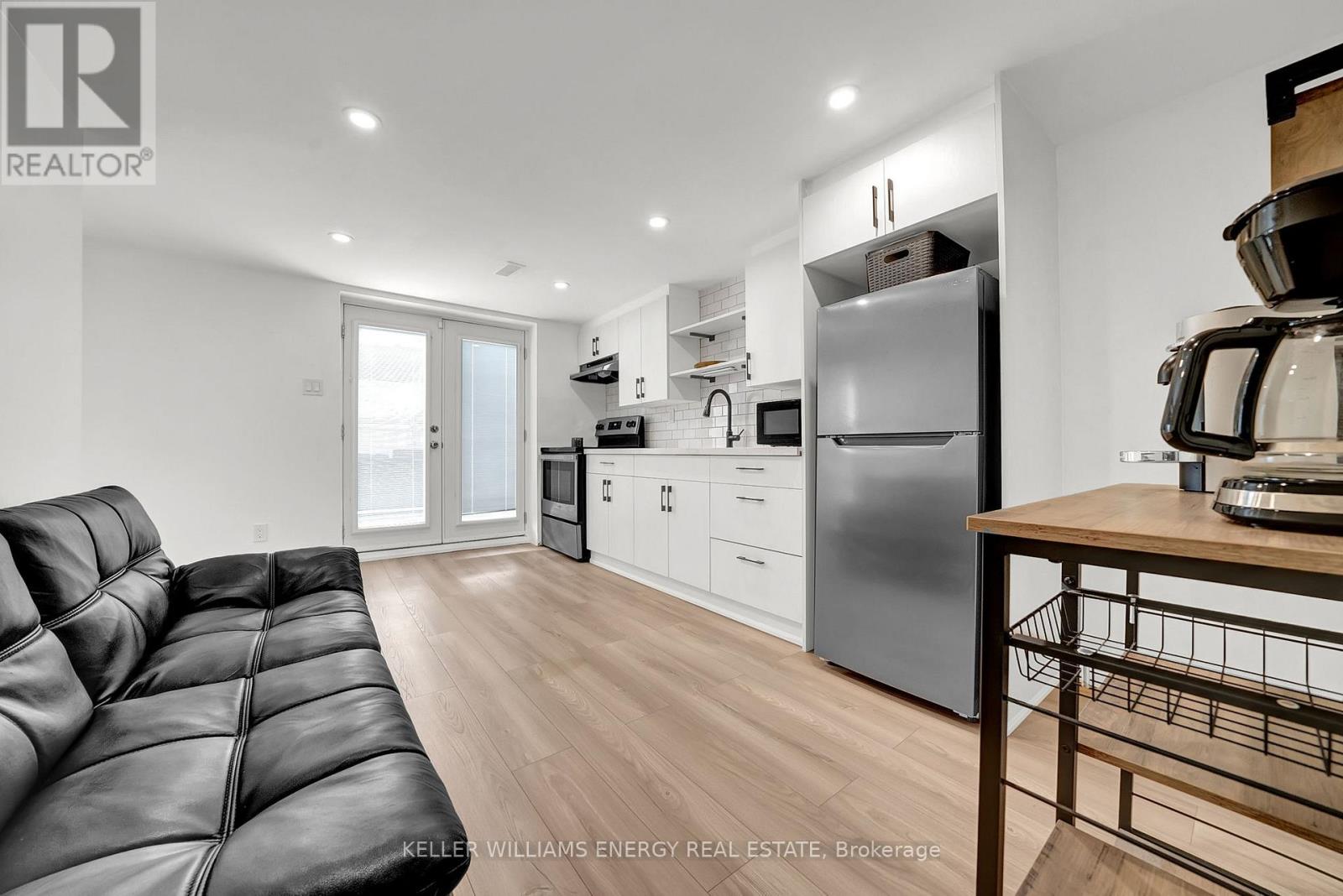 Lower - 458 Crestwood Drive, Oshawa, Ontario  L1G 2R5 - Photo 9 - E12531528