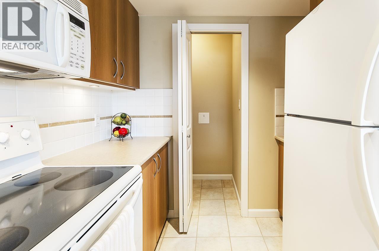 701 235 Guildford Way, Port Moody, British Columbia  V3H 5L8 - Photo 12 - R3066452