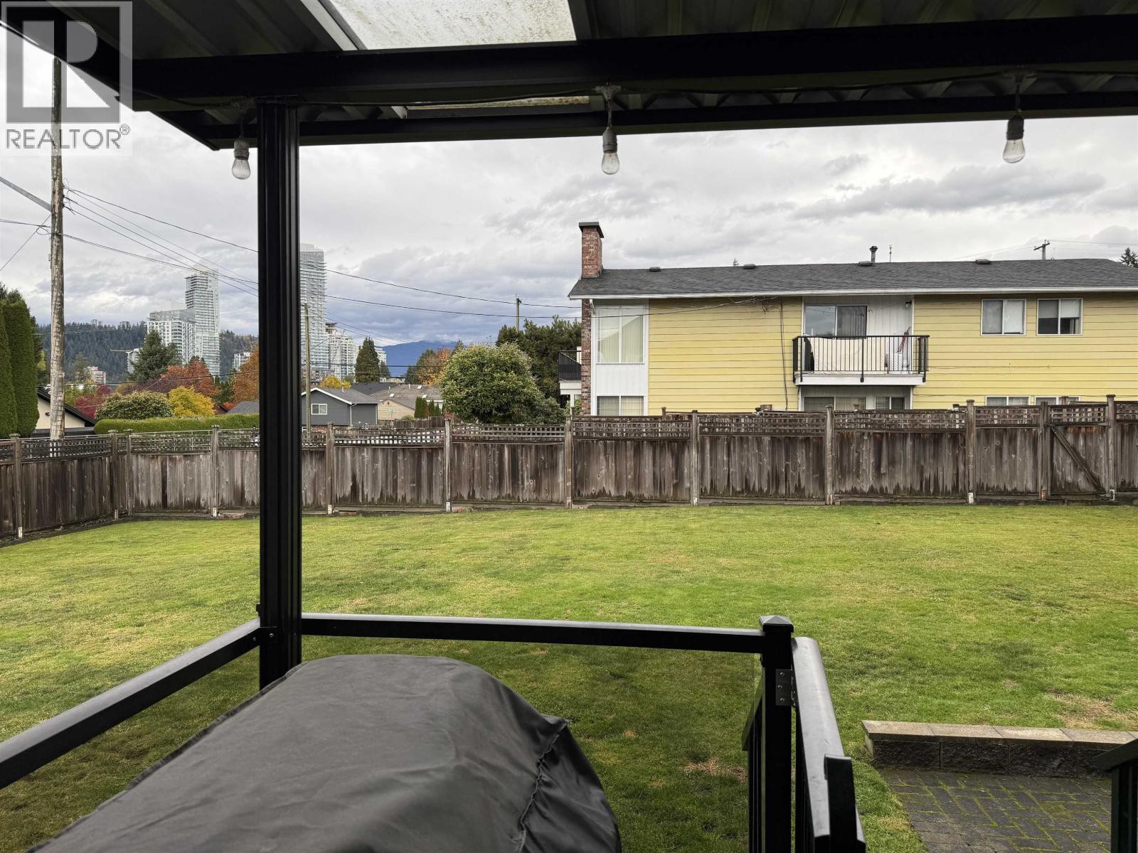 647 Ivy Avenue, Coquitlam, British Columbia  V3J 2J1 - Photo 23 - R3063839