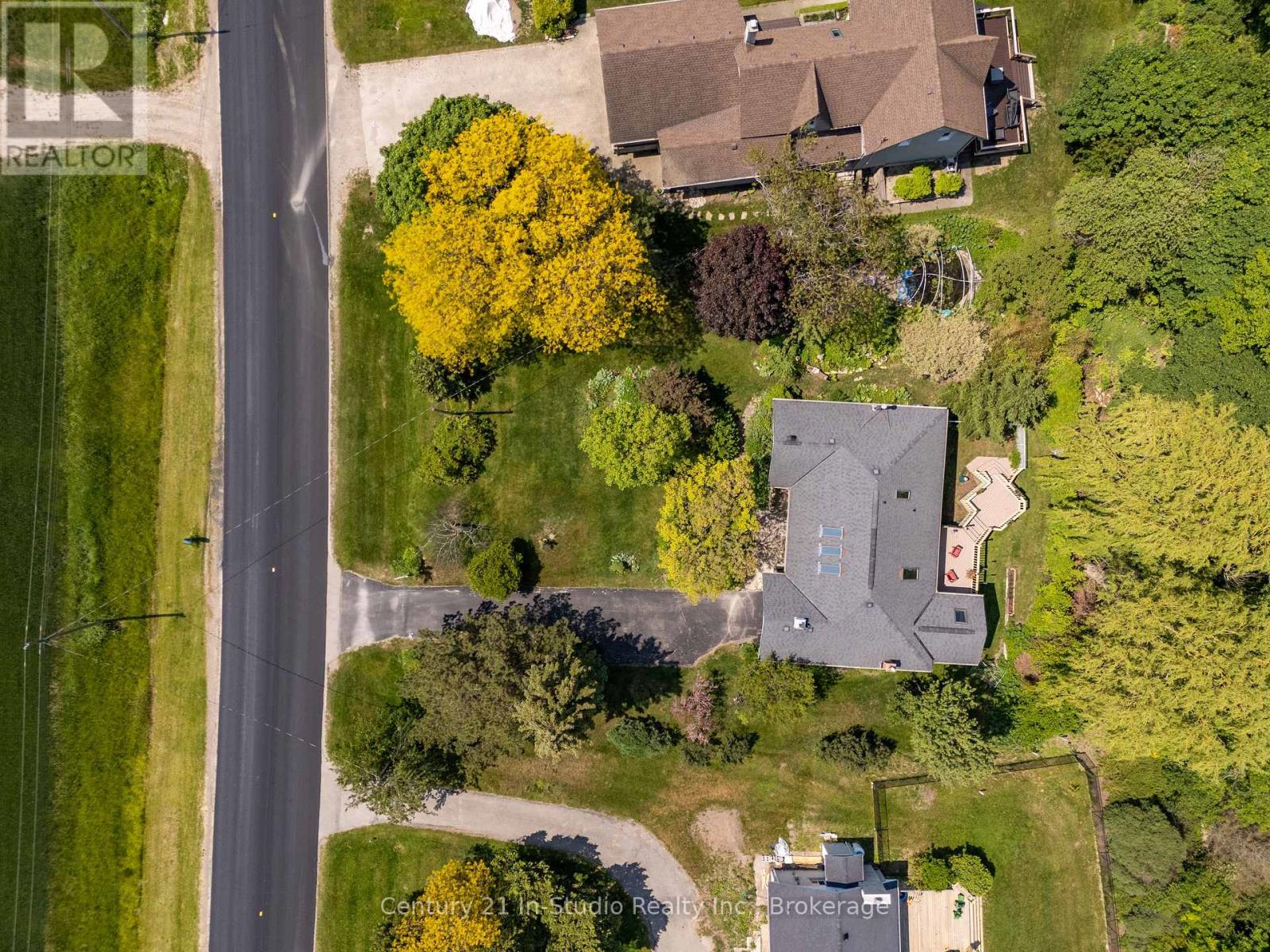 790 Lake Range Drive, Huron-Kinloss, Ontario N2Z 0C3 - Photo 4 - X12531540