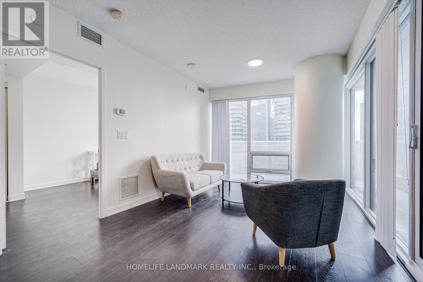 1910 - 100 Harbour Street, Toronto, Ontario  M5J 1B7 - Photo 14 - C12531532