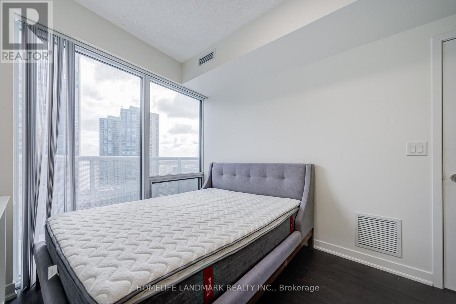 1910 - 100 Harbour Street, Toronto, Ontario  M5J 1B7 - Photo 20 - C12531532