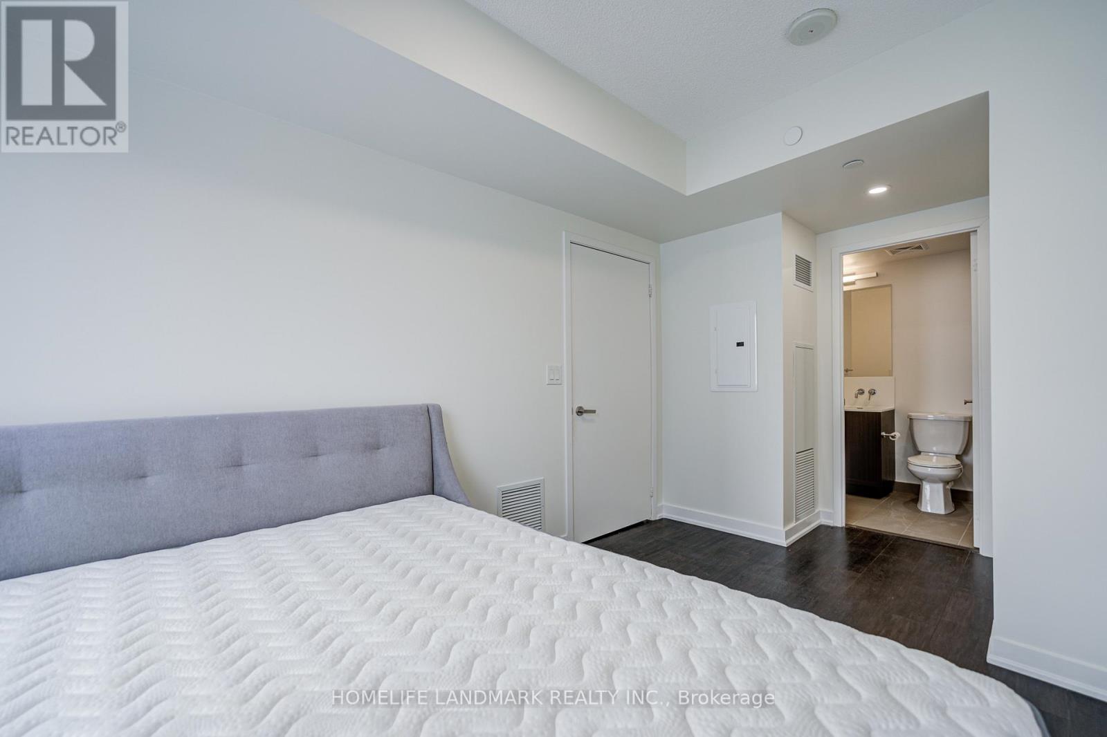 1910 - 100 Harbour Street, Toronto, Ontario  M5J 1B7 - Photo 23 - C12531532