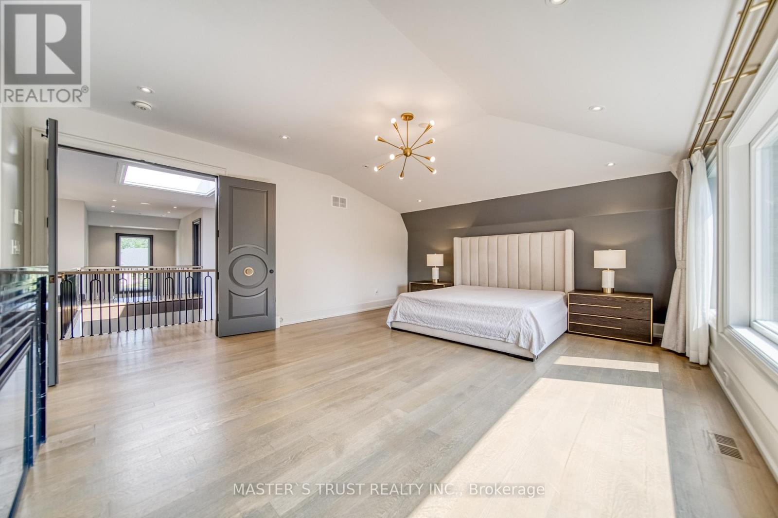 15 Ames Circle, Toronto, Ontario  M3B 3B9 - Photo 20 - C12531544