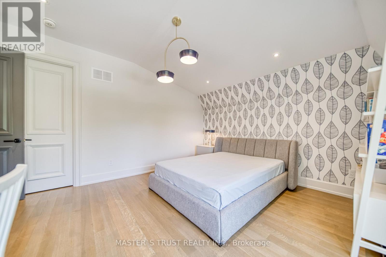 15 Ames Circle, Toronto, Ontario  M3B 3B9 - Photo 25 - C12531544