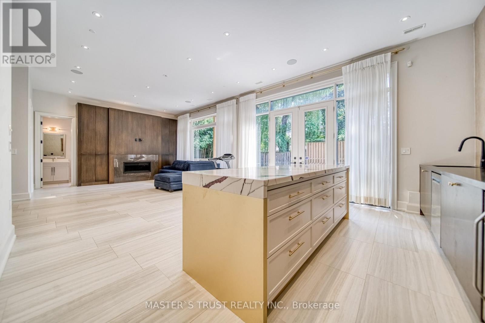 15 Ames Circle, Toronto, Ontario  M3B 3B9 - Photo 36 - C12531544